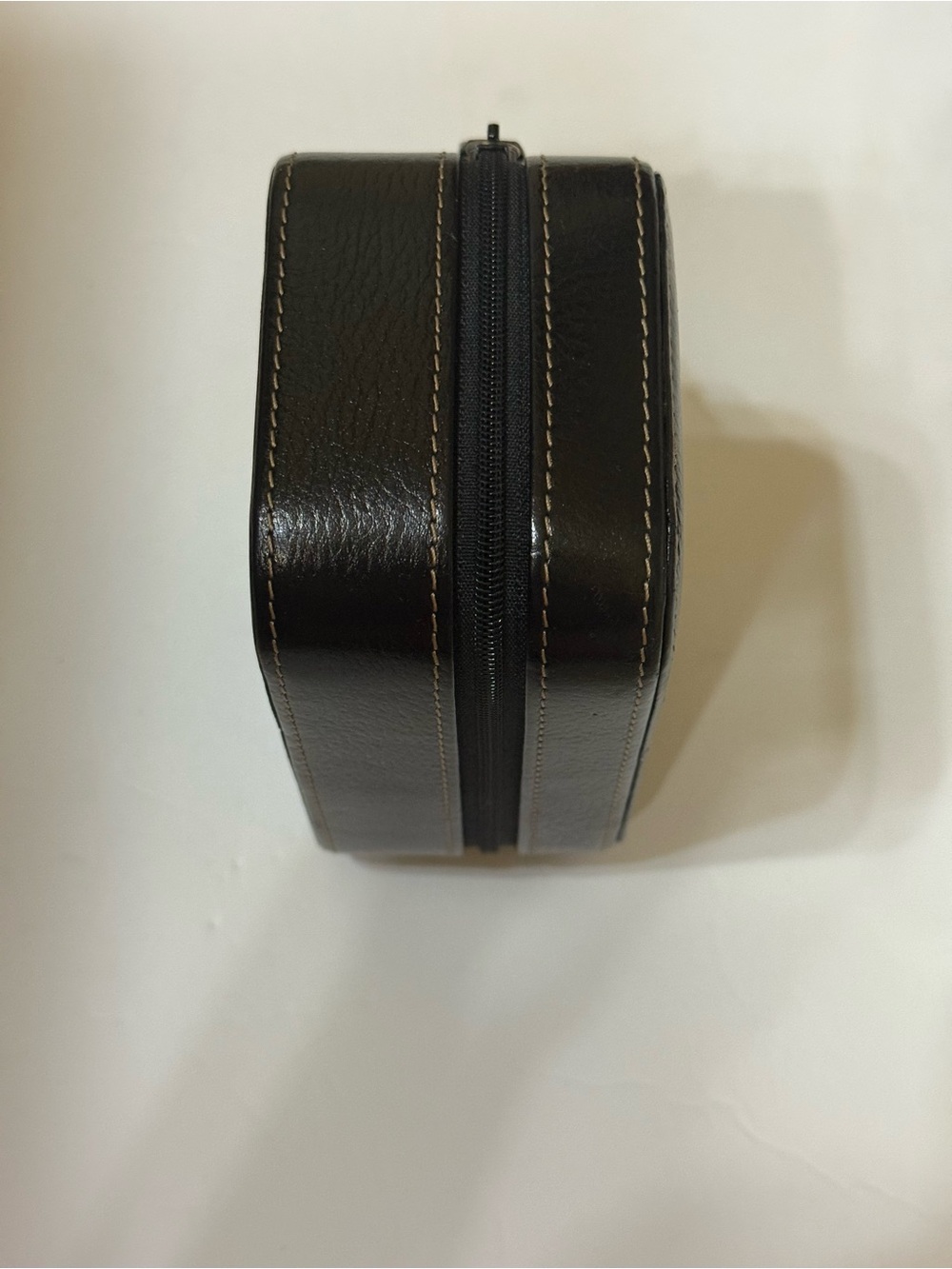 Fossil Genuine Leather Travel Jewelry Case - Picture 3 of 10